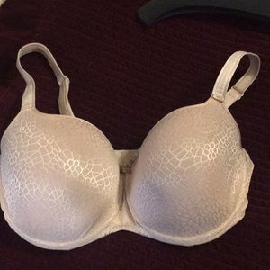 Chantelle bra 36DDDD BEIGE